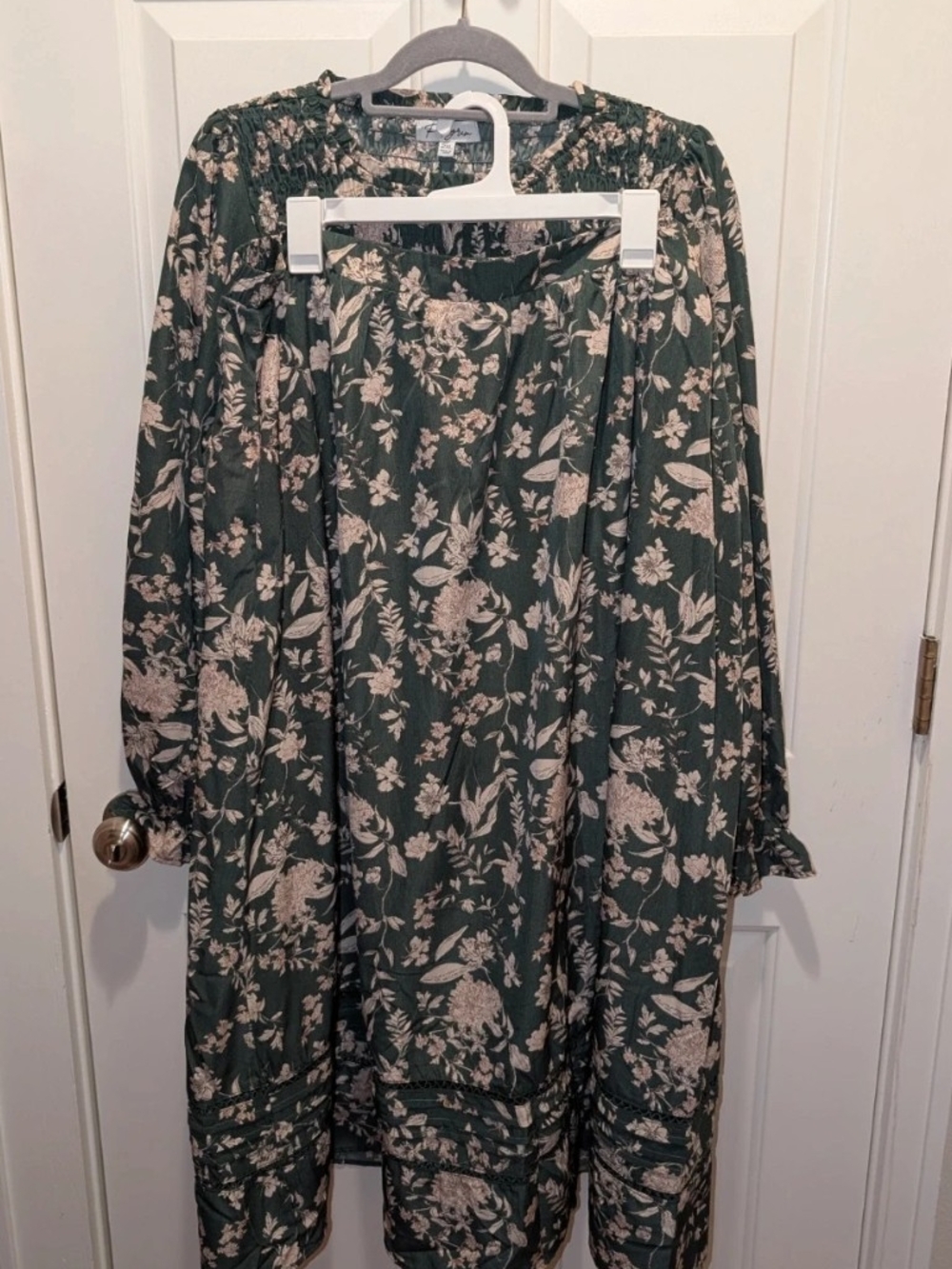 Polagram Dark Green Floral Maxi Skirt